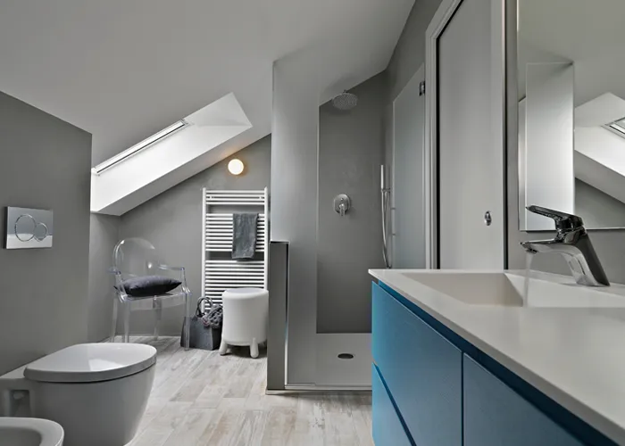 Salle d'eau sous combles, aménagement par RGE 35 à Saint-Malo