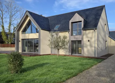 Rénovation et aménagement d'une maison sur la Côte d'Émeraude par RGE 35